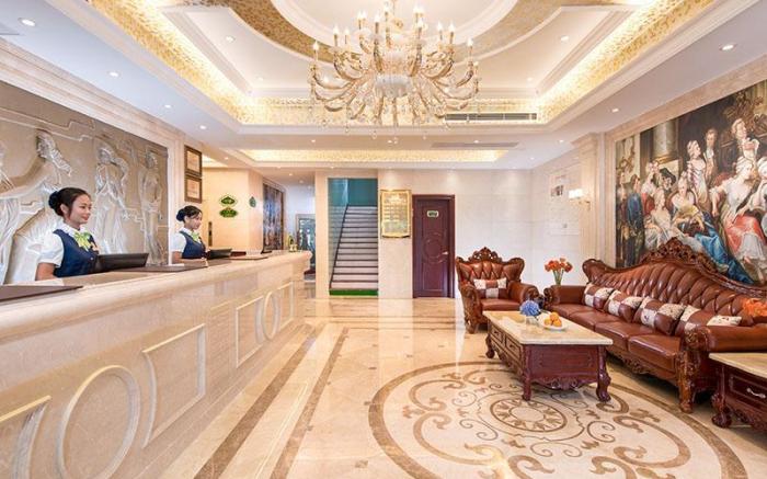 Vienna Hotel Shenzhen Hubei Metro Station