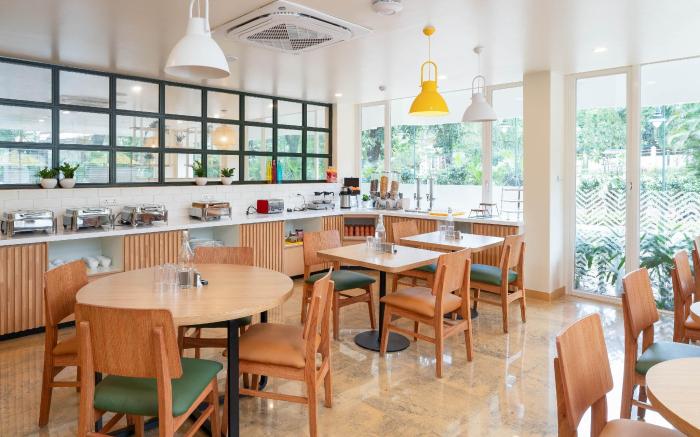 Bloom Hotel - Lonavala Khandala