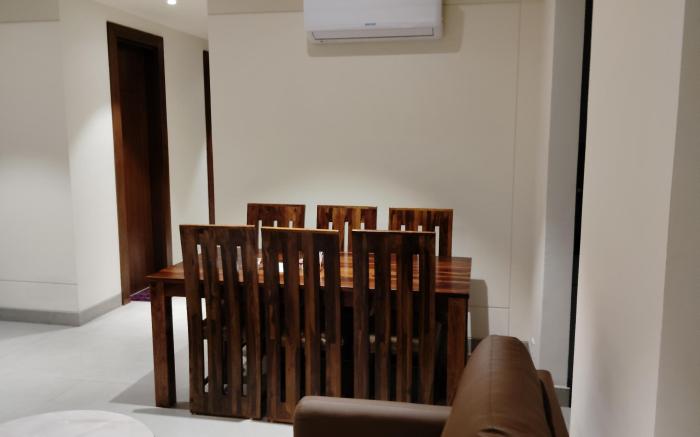 The Midtown luxury apartment 
