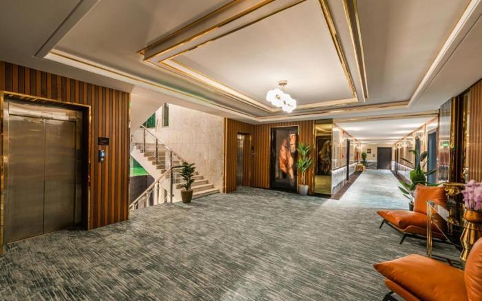 Ross hotel 