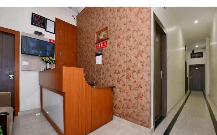 New hotel blue stars