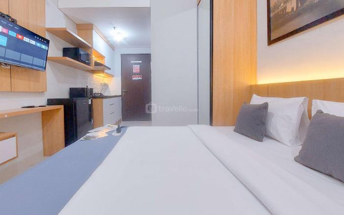 Homey Studio at Transpark Bintaro Apt By Travelio