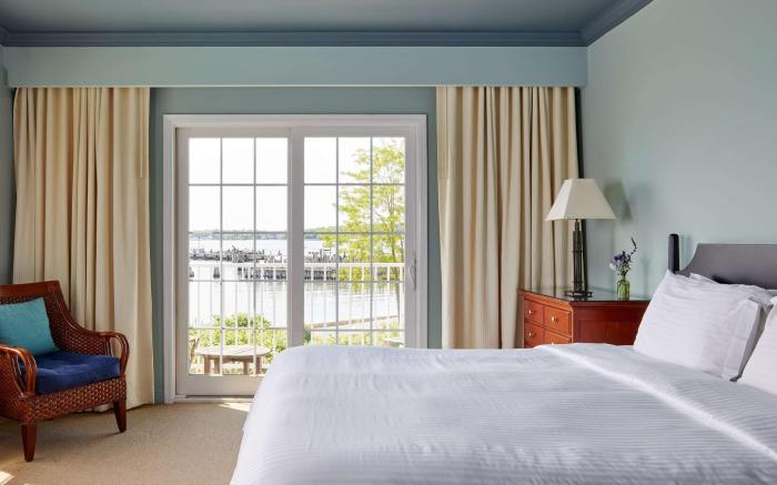 The Harbor Front Inn