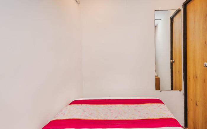 Hangout Dormitory  Male & Female