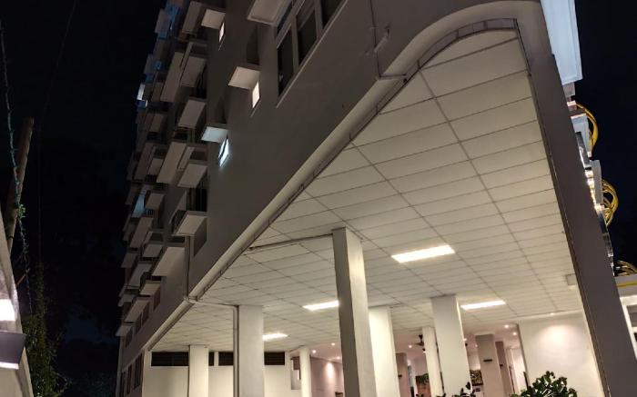 Aurora Court Service Apartment