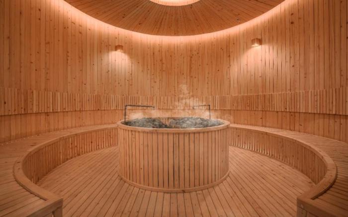 Onsen Landmark 2 Ecopark Resort Apartment