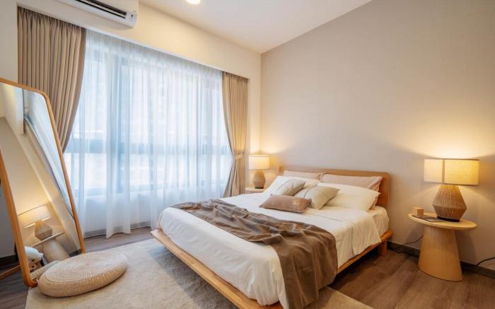 Sleek Japandi Getaway, A Tranquil City Retreat