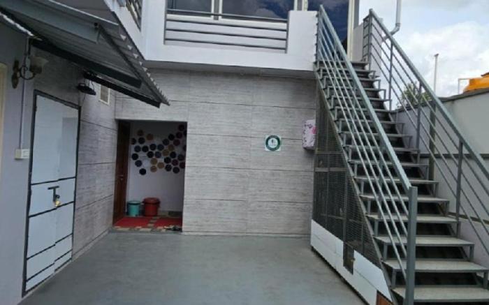 Fourseason frankcottage