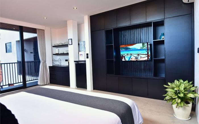 Onyx Beach Hotel