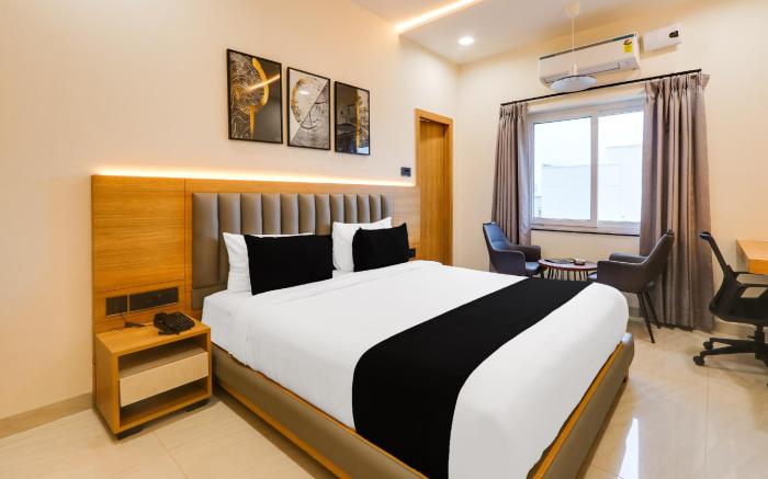 Townhouse OAK INDIGO BUSINESS HOTELS