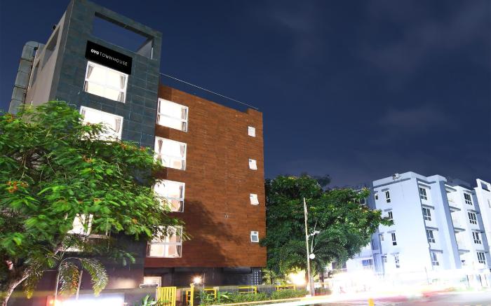 Super Collection O Water View Residency