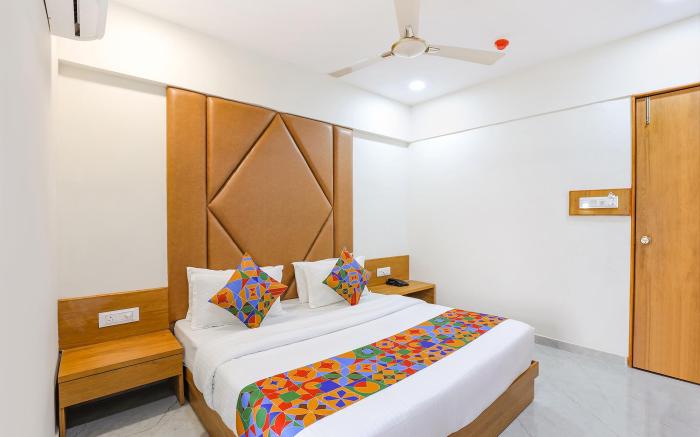 FabHotel Crystal I - Gandhinagar