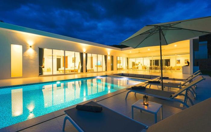 Luxury 4 Bed Pool Villa Palm Hills Golf Club (4A)