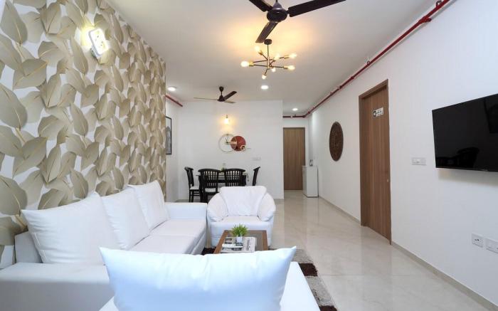Mantique Andheri 3 BHK :  Balcony & Kitchen