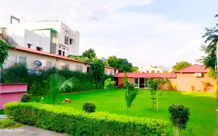 Khalihan Luxury Farm Stay