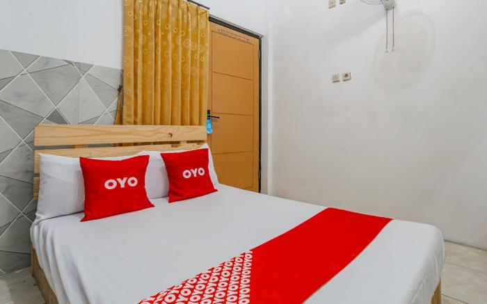 OYO 94148 Forzando Hotel