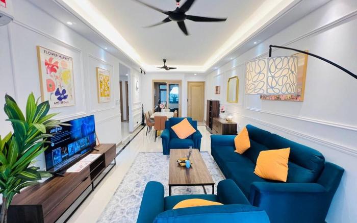 Lovely Seaview3BR unit at R&F Seine Region by ANJU