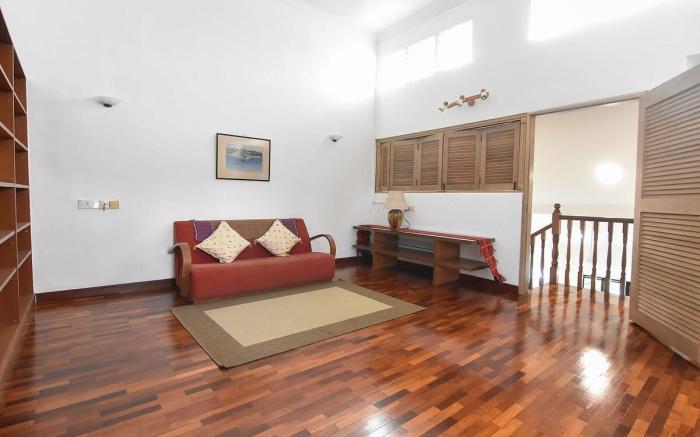 A Chic & Spacious 4BR Home for Family Getaways
