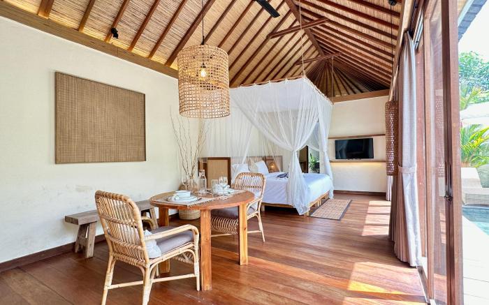 BoBos Echo1, Private pool! opening special price !