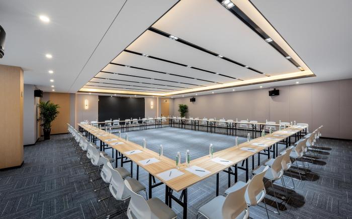 Country Inn & Suites by Radisson Yixing Renmin Road