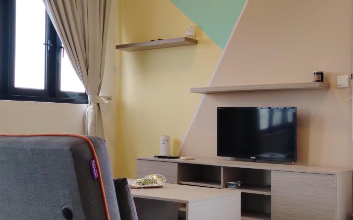 Meridin Sovo 3706  Couple Legoland Netflix BySTAY