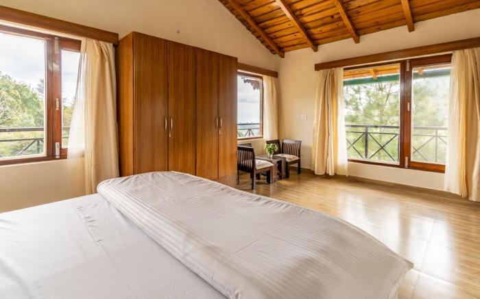 Waking Dream Cottage Bhimtal Lake View 3bhk by Roamhome