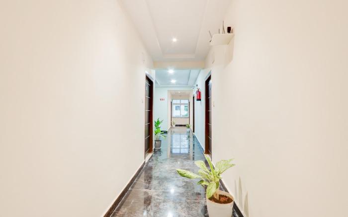 Super Townhouse Sri Nirvana Grand