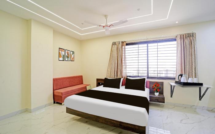 Super Townhouse LIG Main Road Indore