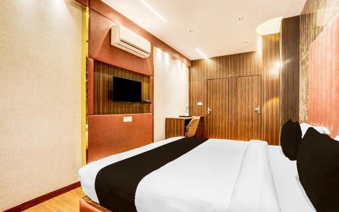 Super Townhouse Haibowal Chowk Near DMC