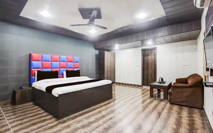 Super Townhouse Haibowal Chowk Near DMC