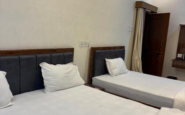 Kalash Guest House