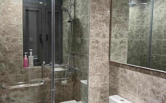 Luxury 3bedroom with Balcony@R&F