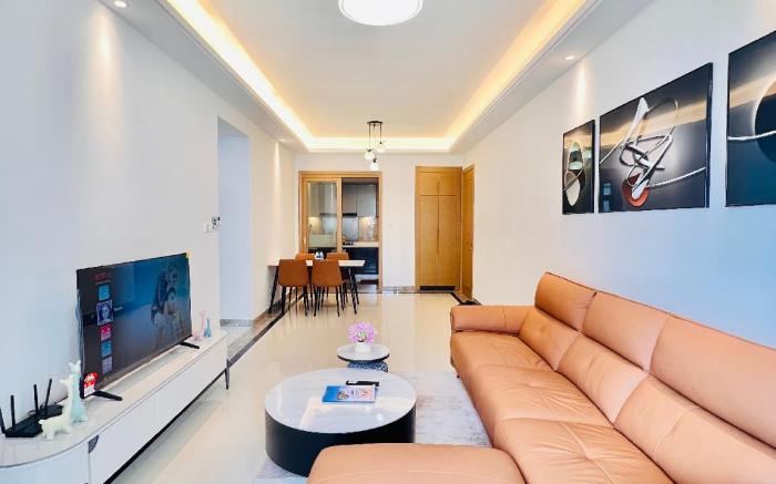 Two-Bed City View R&F by Xín An