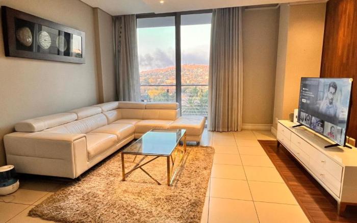 Executive 2 Bedroom Pent Apartment 