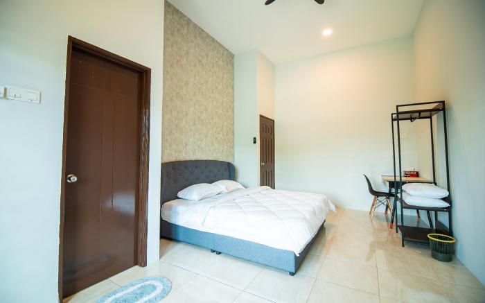 Serenity Family Stay  Ipoh 8 Pax