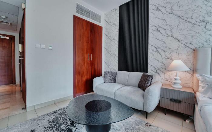 Stunning Luxury Studio Apartment - Downtown Dubai