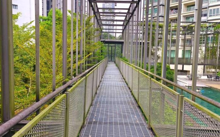 Premium Family 2R2B Aeon WangsaMaju 7Pax RGE