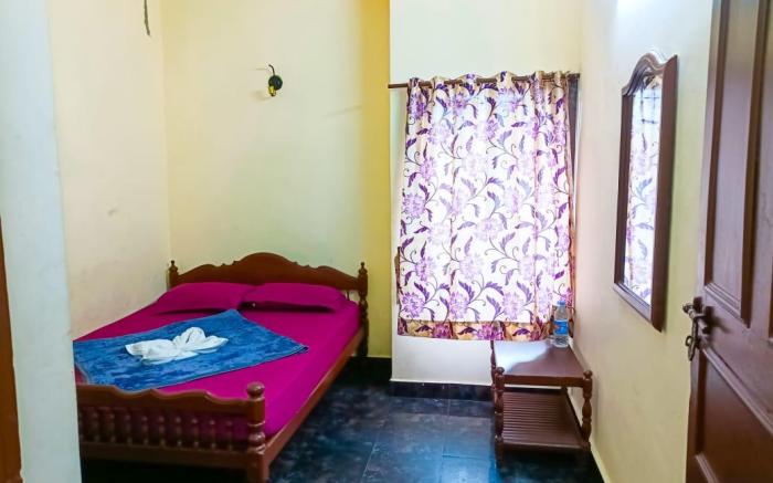 SWARNA TOURIST HOME MUNNAR