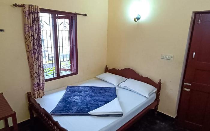 SWARNA TOURIST HOME MUNNAR