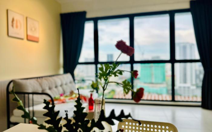 HOT 3BR Cityview Homestay UrbanSuite UB137 LDL
