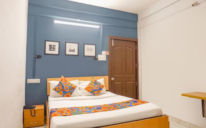FabHotel Silver Key I - Nr. Aga Kha Palace