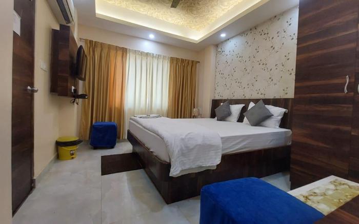 Hotel Aradhya Near Beach By Morservices