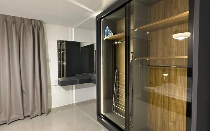 Stylish Luxe Apartment Fr 0004