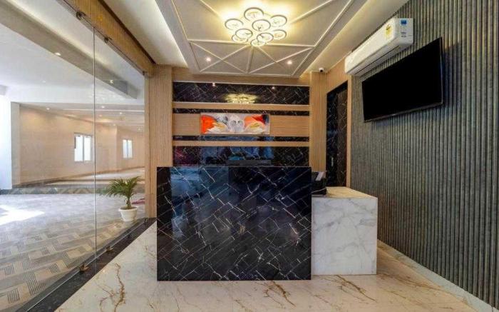 Hotel O TP Suites