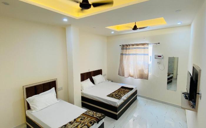Shree vinayak inn