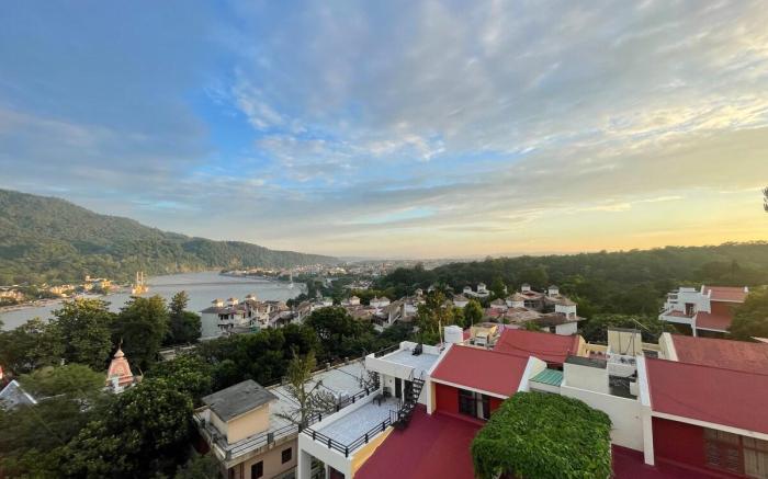 Ganga Blessing (Ganga view 2bhk)