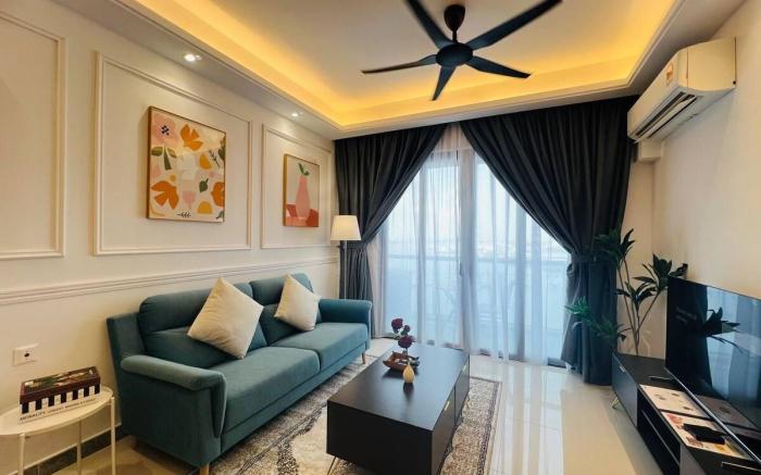 Delicate Seaview 1BRunit atR&F Seine Region byANJU