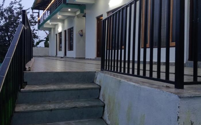 Hotel Moon Light-Bhimtal