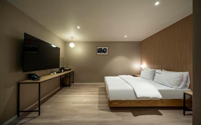 Gyeongsan Brown Dot Gyeongsan Hayang Branch