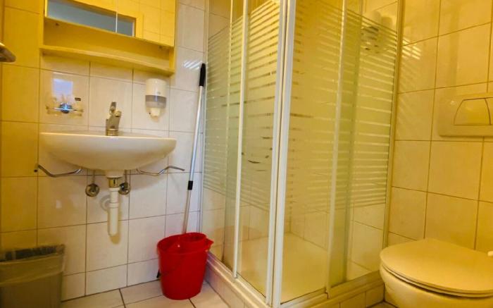 Gorgeous studio with Lake view